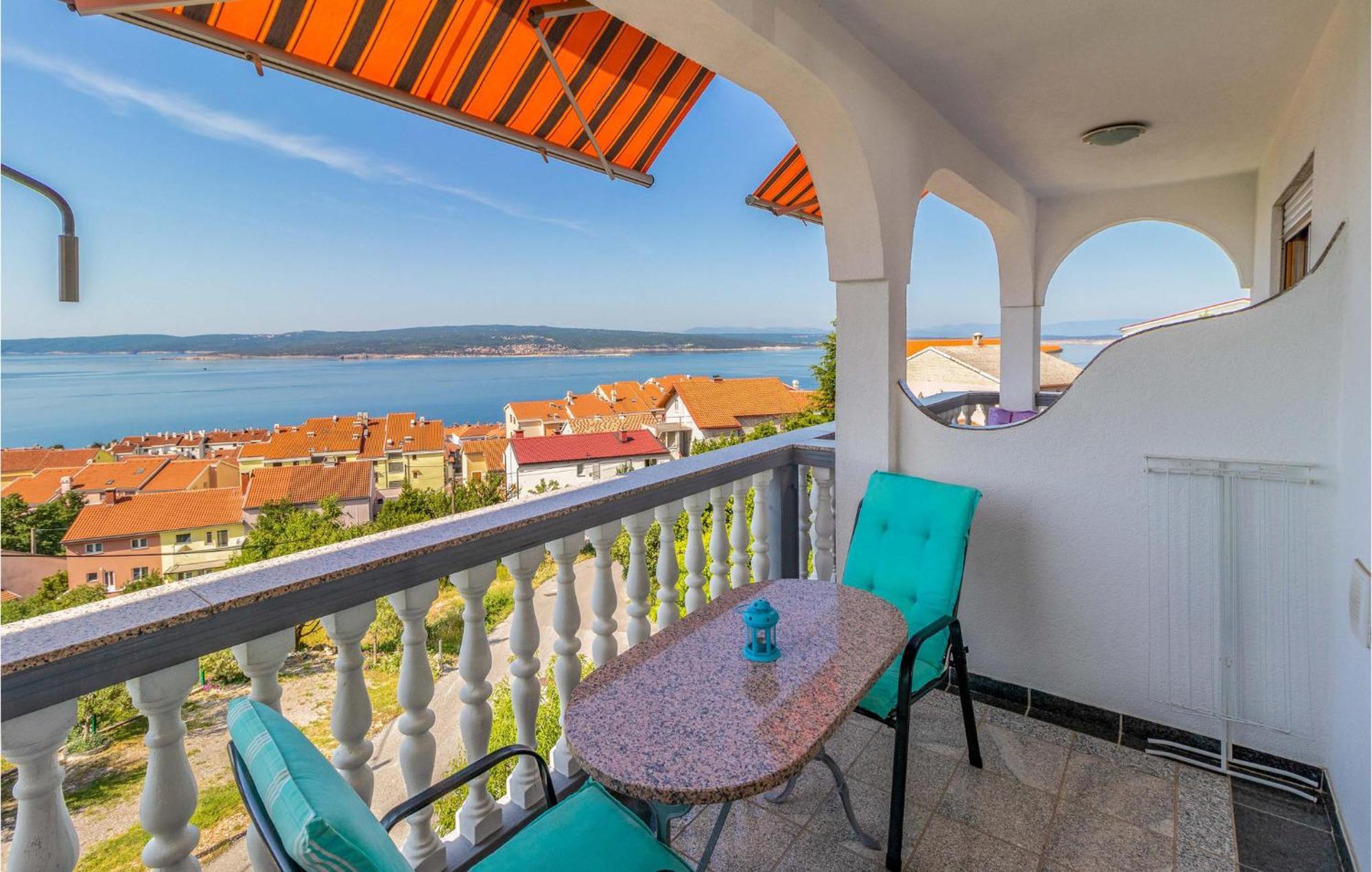 1 Bedroom Cozy Apartment In Цриквениця Екстер'єр фото